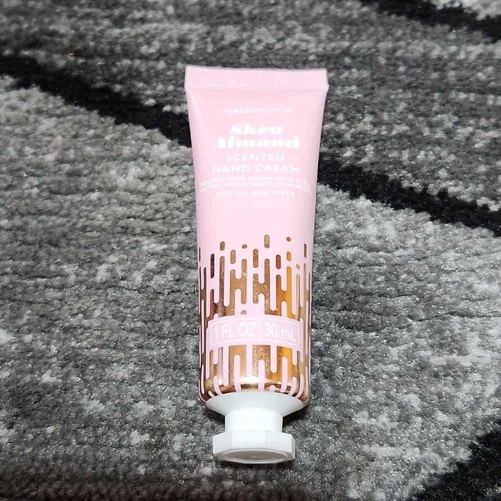 MY BEAUTY SPOT 4-PIECE SCENTED HAND CREAM BUNDLE